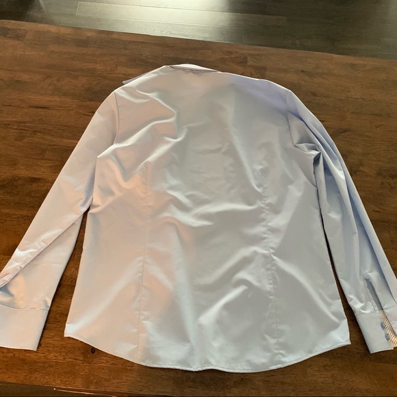 Light Blue Collared Shirt - Wrinkle Resistant - Picture 4 of 5